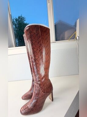 Louis et Cie Python Embossed Knee High Boots Brown Heeled Size 6.5